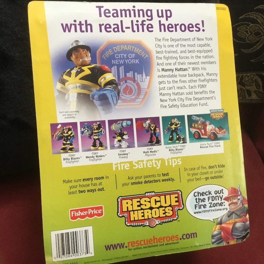 F.D.N.Y RESCUE HEROES Manny Hattan (Fire Department City of New York) Brown Face - Picture 7 of 14